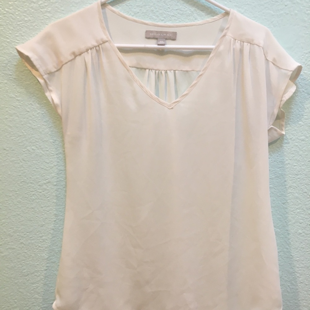 Banana republic blouse. Never worn.